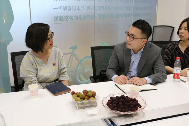 ����ʼ�˵�����ɭ���콻��