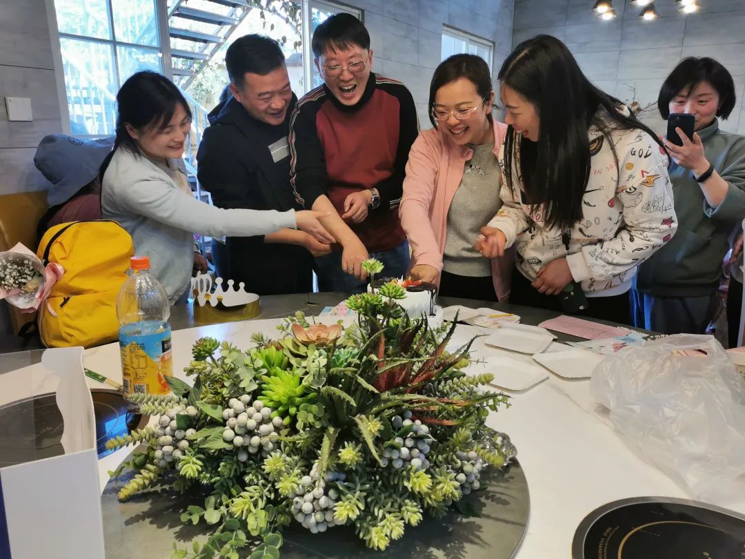 Ů��(ji��)ح����ɭ�����_չ����F(tu��n)�����