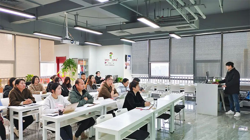 ����ɭ�����e�k2022-2023�W(xu��)���u(p��ng)��(ji��ng)�u(p��ng)��(y��u)���(hu��)