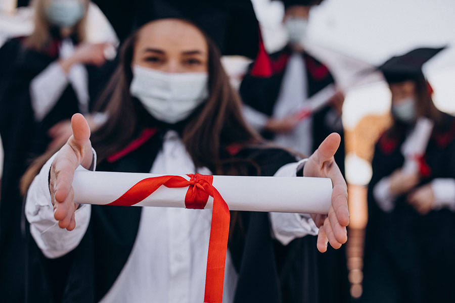 ���˱��ƽ��W�M�����x���ķN��ʽ���M�٣�