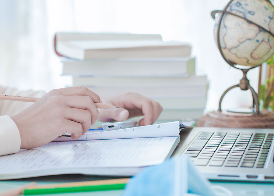 ���˸߿����C���y��